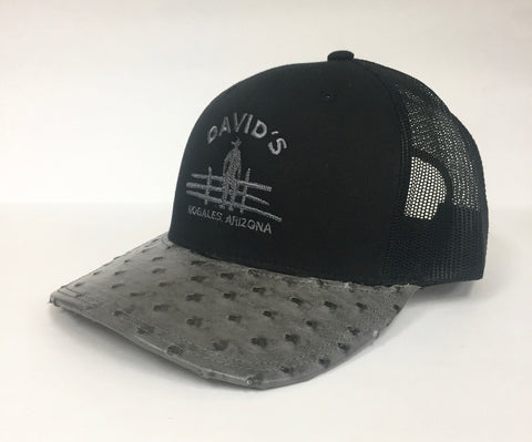 Black cap with serpentine cc full quill ostrich visor